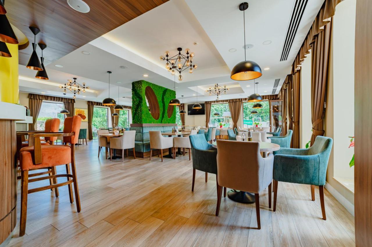 Radsor Hotel Rîşnov Extérieur photo