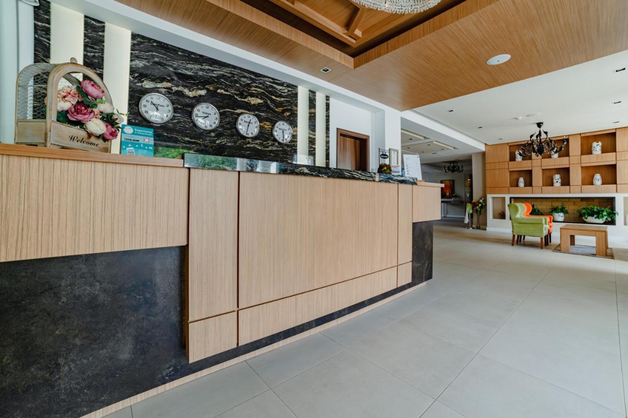 Radsor Hotel Rîşnov Extérieur photo